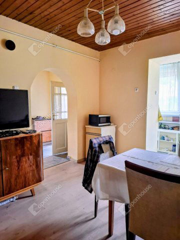 Eladó családi ház, Debrecenben 49 M Ft, 2 szobás