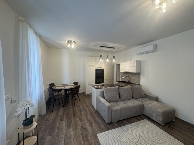 Kiadó téglalakás, albérlet, Debrecenben 300 E Ft / hó, 2 szobás