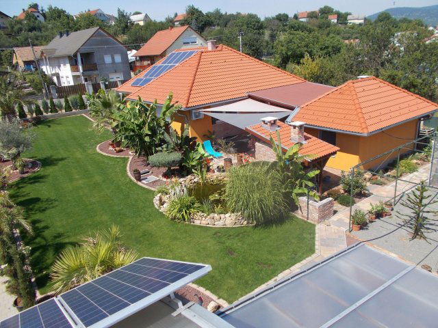 Eladó családi ház, Pécsett 119 M Ft, 3+1 szobás