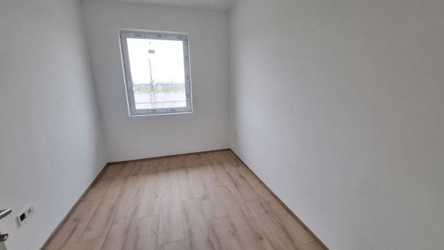 Eladó családi ház, Kiskunlacházán 72.8 M Ft, 4 szobás