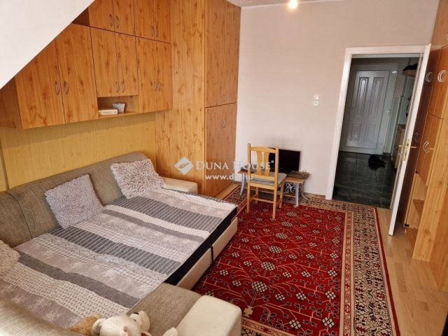 Eladó téglalakás, Monoron 45 M Ft, 1 szobás