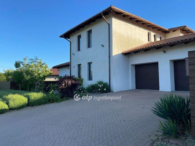 Eladó családi ház, Nyírpazonyon 199.9 M Ft, 3 szobás