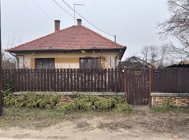 Eladó családi ház, Pilisen 54.9 M Ft, 3 szobás