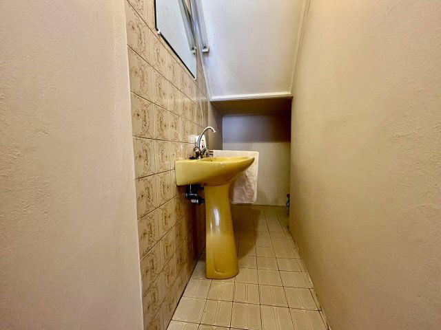 Eladó családi ház, Békéscsabán 55.3 M Ft, 5 szobás