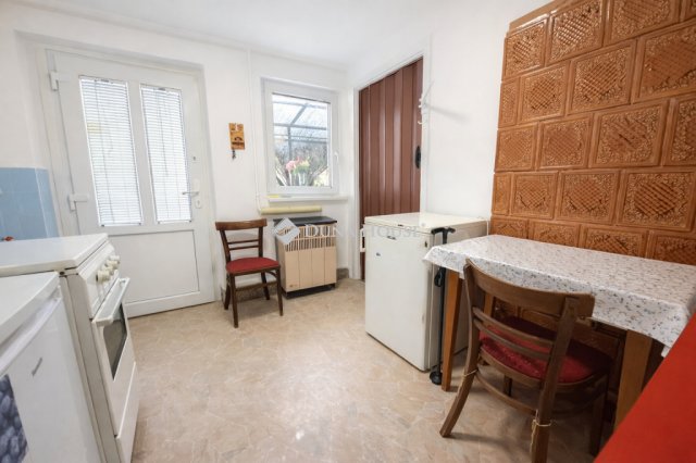 Eladó téglalakás, Budapesten, XVIII. kerületben 34.9 M Ft