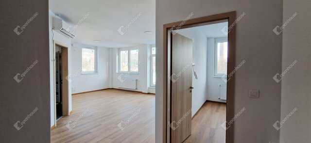 Eladó téglalakás, Miskolcon 65 M Ft, 3 szobás