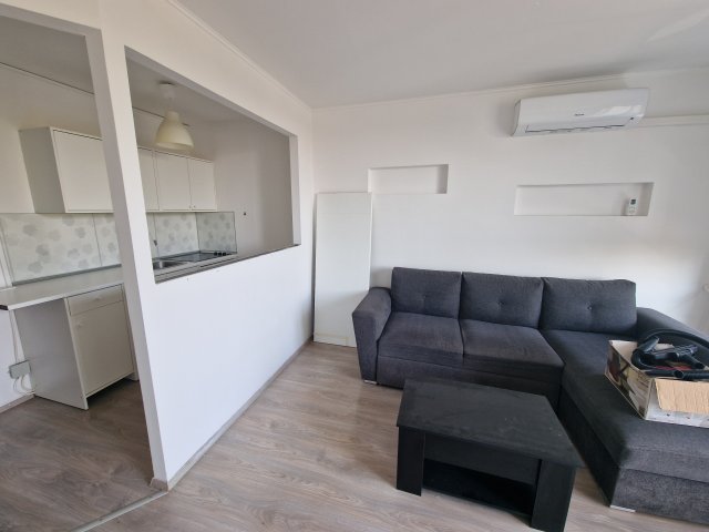 Eladó panellakás, Budapesten, XXI. kerületben 39.9 M Ft, 1 szobás