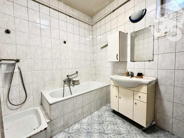 Eladó családi ház, Csongrádon 45 M Ft, 4 szobás