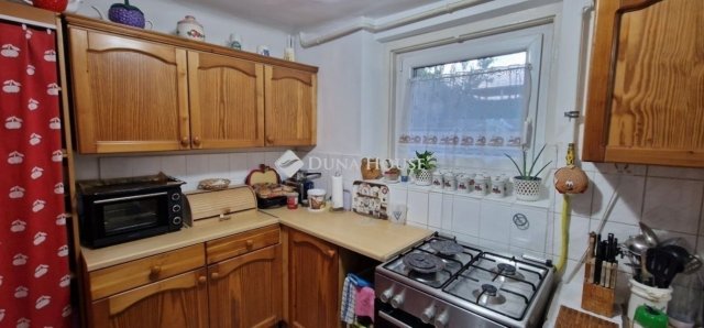 Eladó családi ház, Budapesten, XVII. kerületben 108.9 M Ft