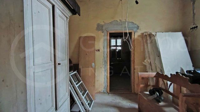 Eladó családi ház, Miskolcon 59 M Ft, 6 szobás