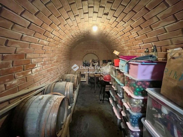 Eladó családi ház, Pákozdon 79.9 M Ft, 3 szobás