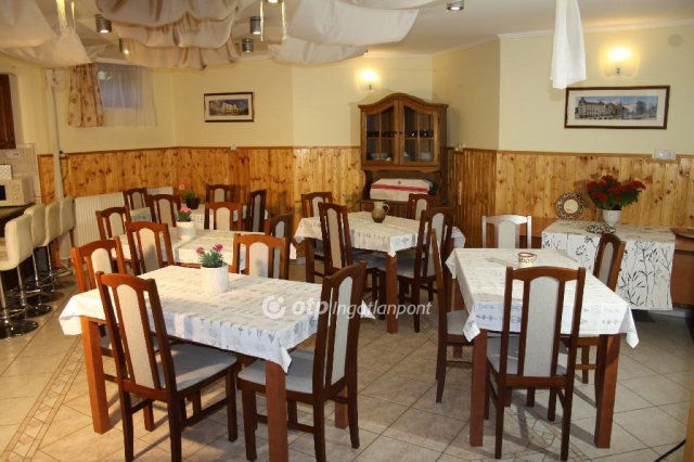 Eladó családi ház, Hajdúszoboszlón 142 M Ft, 3+4 szobás