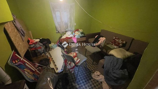 Eladó családi ház, Zalakomáron 12 M Ft, 3 szobás