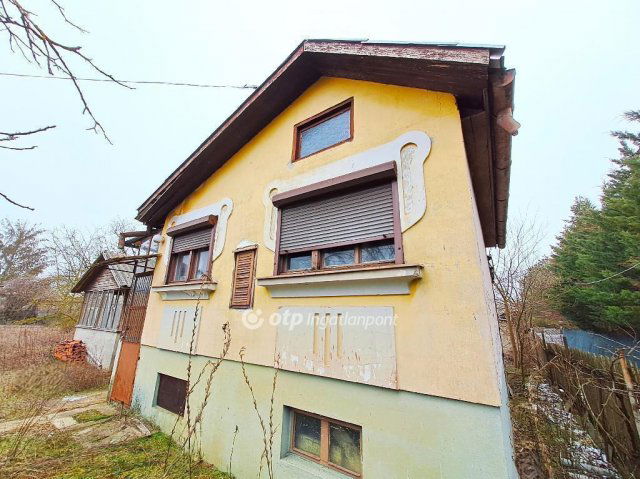 Eladó családi ház, Kecskeméten 14.9 M Ft, 1+1 szobás