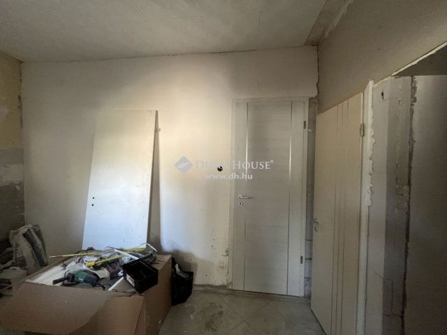 Eladó családi ház, Berhidán 31.9 M Ft, 2 szobás