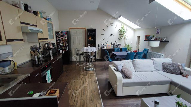 Eladó családi ház, Debrecenben 189.9 M Ft, 5 szobás