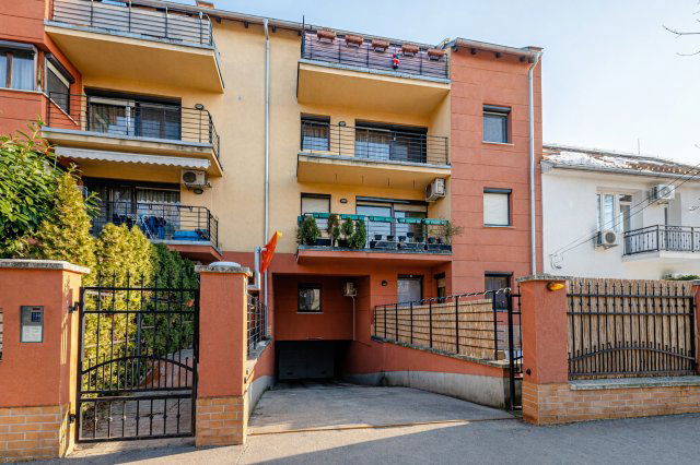 Eladó téglalakás, Budapesten, XIV. kerületben 98 M Ft, 2 szobás