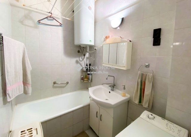Eladó családi ház, Budapesten, XIX. kerületben 89 M Ft, 5 szobás