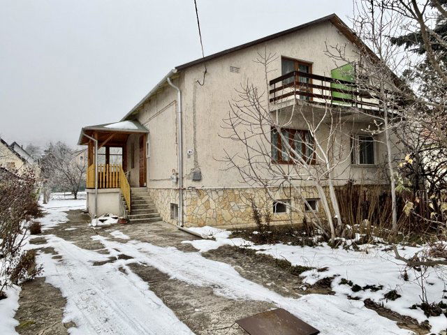 Eladó ikerház, Balatonfüreden 69.9 M Ft, 2+1 szobás