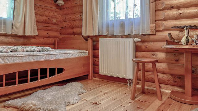 Eladó családi ház, Csörötneken 185 M Ft, 2 szobás