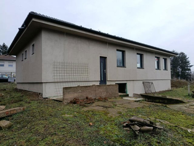 Eladó családi ház, Nyíregyházán 76.9 M Ft, 4 szobás