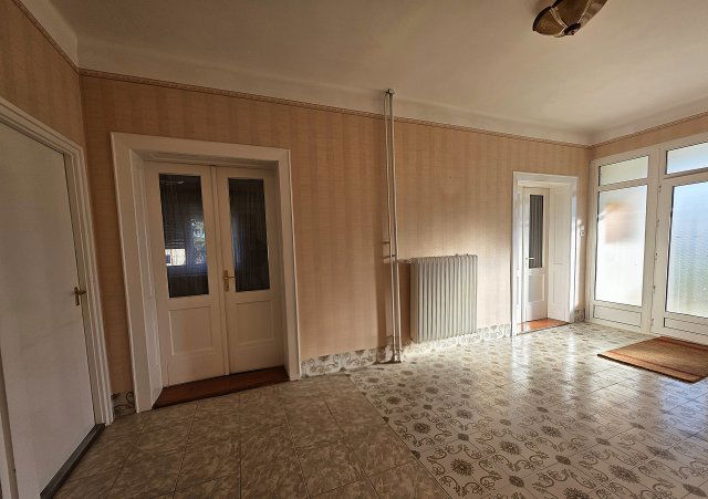 Eladó családi ház, Timáron 31.9 M Ft, 2+1 szobás