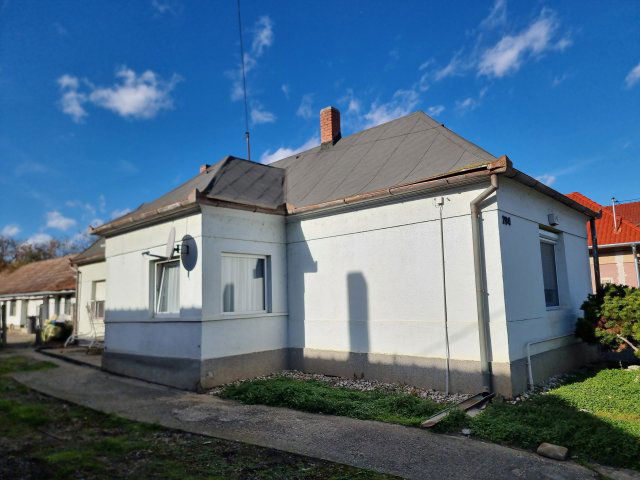 Eladó családi ház, Sármelléken 25 M Ft, 3 szobás