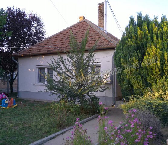 Eladó családi ház, Pilisen 77.9 M Ft, 3 szobás