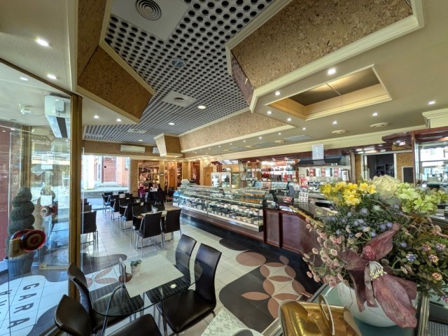 Eladó üzlethelyiség, Debrecenben 250 M Ft / költözzbe.hu