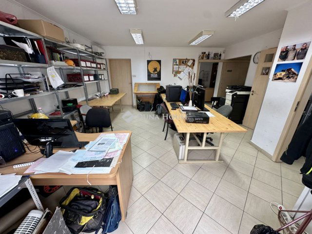 Eladó ipari ingatlan, Nyíregyházán, Nagyvárad utcában 125 M Ft