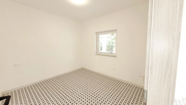 Kiadó családi ház, albérlet, Siófokon, Enyingi utcában