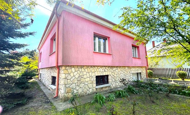 Eladó családi ház, Budapesten, XVII. kerületben 124.9 M Ft