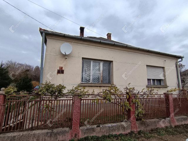 Eladó családi ház, Berzencén 14.9 M Ft, 4 szobás