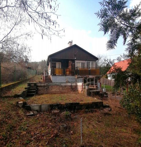 Eladó családi ház, Szentendrén 43.9 M Ft, 2 szobás