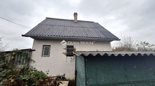 Eladó családi ház, Bagon 35 M Ft, 2 szobás