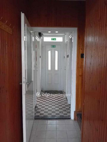 Eladó nyaraló, Hajdúszoboszlón 49.9 M Ft, 3 szobás