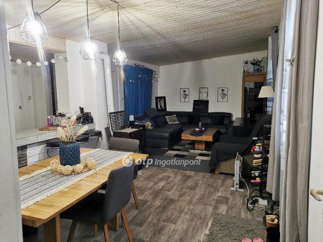 Eladó nyaraló, Faddon 29 M Ft, 1+3 szobás / költözzbe.hu