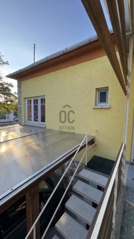 Eladó családi ház, Budapesten, X. kerületben 265 M Ft, 7 szobás