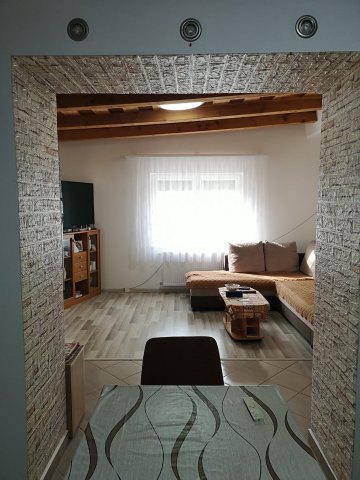 Eladó családi ház, Veszprémben 105 M Ft, 2+1 szobás