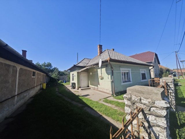 Eladó családi ház, Hejőbábán 8 M Ft, 2 szobás