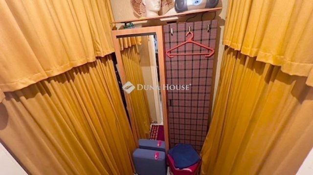 Eladó panellakás, Budapesten, XV. kerületben 69.9 M Ft