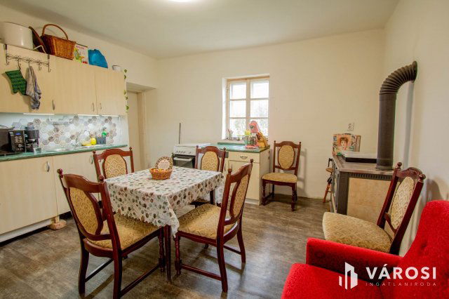 Eladó családi ház, Pördeföldén 14.9 M Ft, 3 szobás
