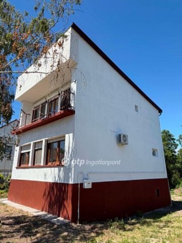 Eladó családi ház, Tápiószelén 59.9 M Ft, 3 szobás