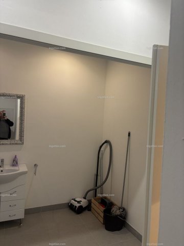 Eladó téglalakás, Budapesten, VI. kerületben, Csengery utcában