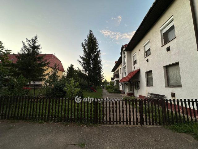 Eladó téglalakás, Nyíregyházán 45.9 M Ft, 2+1 szobás