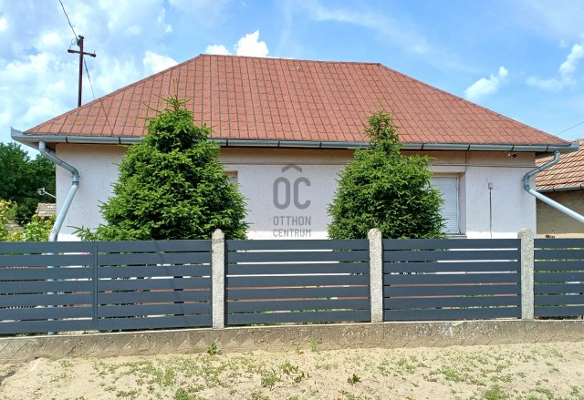 Eladó családi ház, Nyírábrányon 31 M Ft, 2 szobás