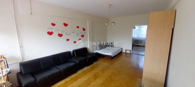 Eladó téglalakás, Nagykanizsán 25 M Ft, 2 szobás