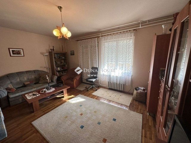 Eladó családi ház, Pilisen 57.9 M Ft, 4 szobás