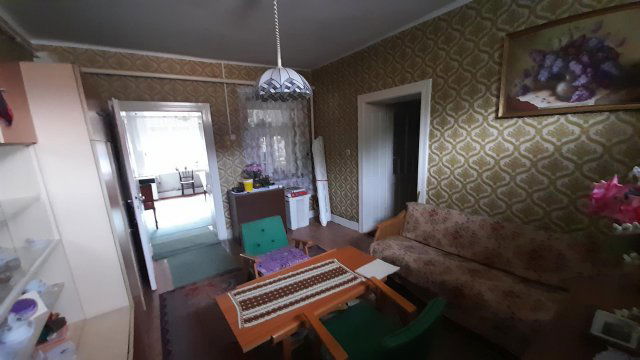 Eladó családi ház, Verpeléten 0.017 M Ft, 4 szobás