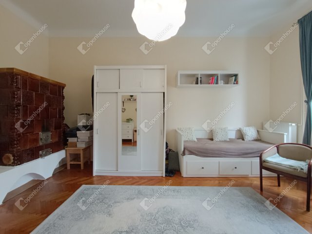 Eladó téglalakás, Sopronban 91.9 M Ft, 3 szobás